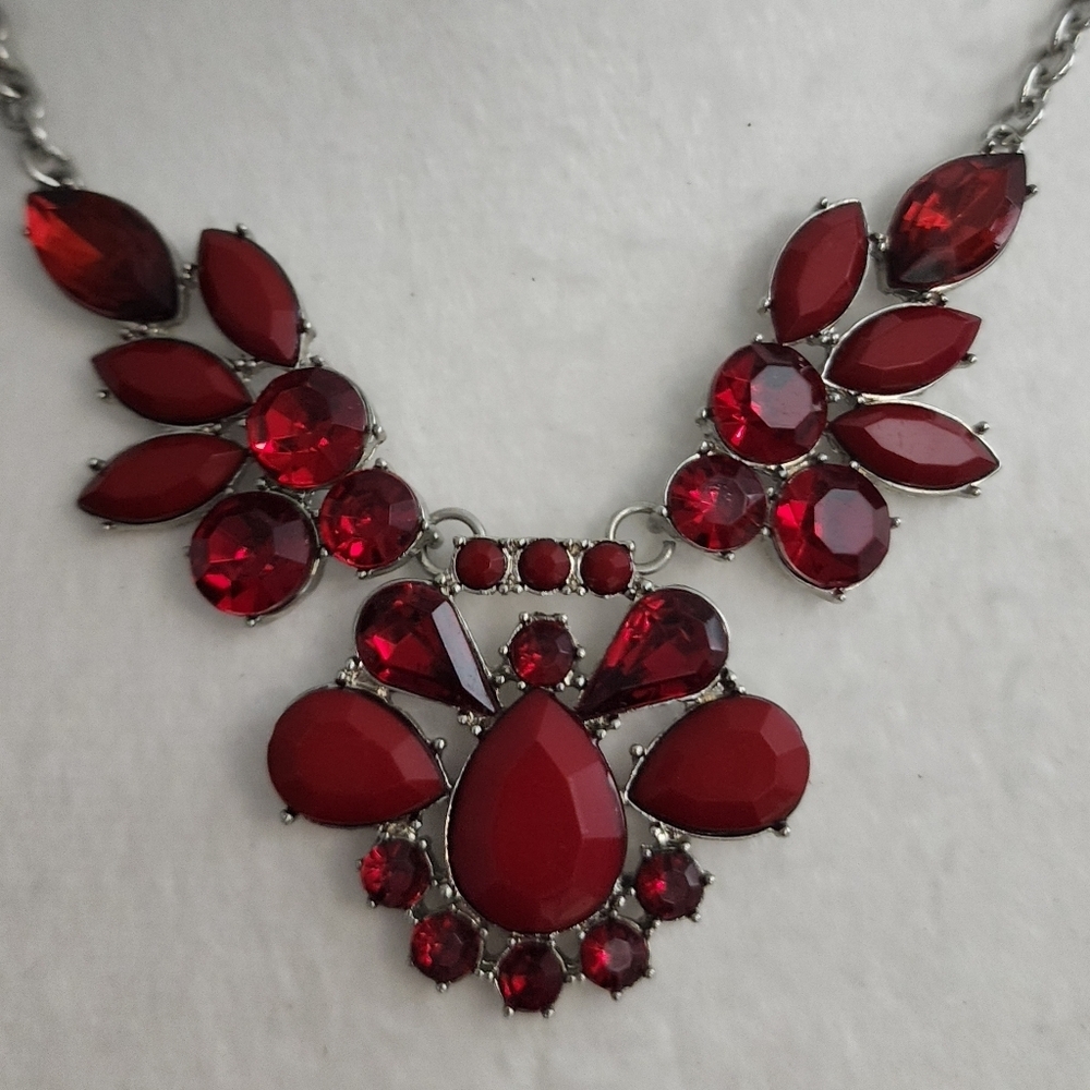 Chic Ruby Red Statement Necklace - image 2